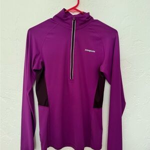 Patagonia Women's Purple and Pink Half-Zip Pullover